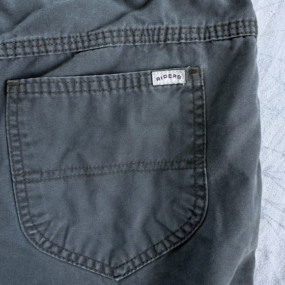 Rider’s High Waisted Cargo Shorts on Olive Green - Picture 4 of 12